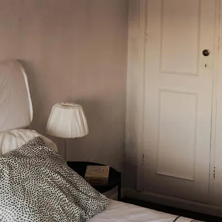 Porto's Secret Backyard Apartment