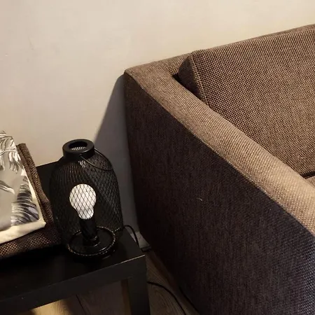 Porto's Secret Backyard Apartment *